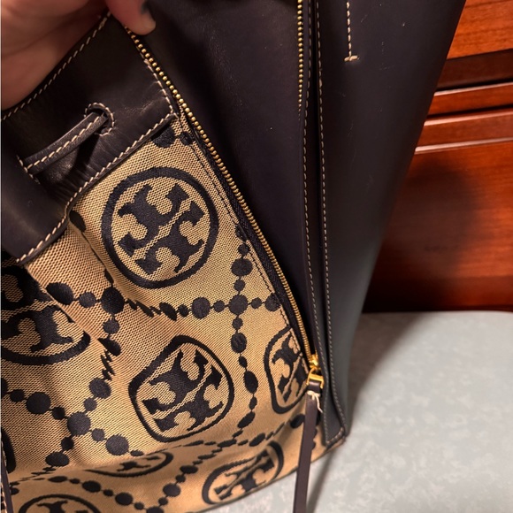 Tory Burch - Picture 13 of 15